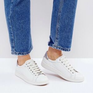 New UGG Milo Sneakers White and Silver Leather Women’s US 5 UK 3 EU 35.5